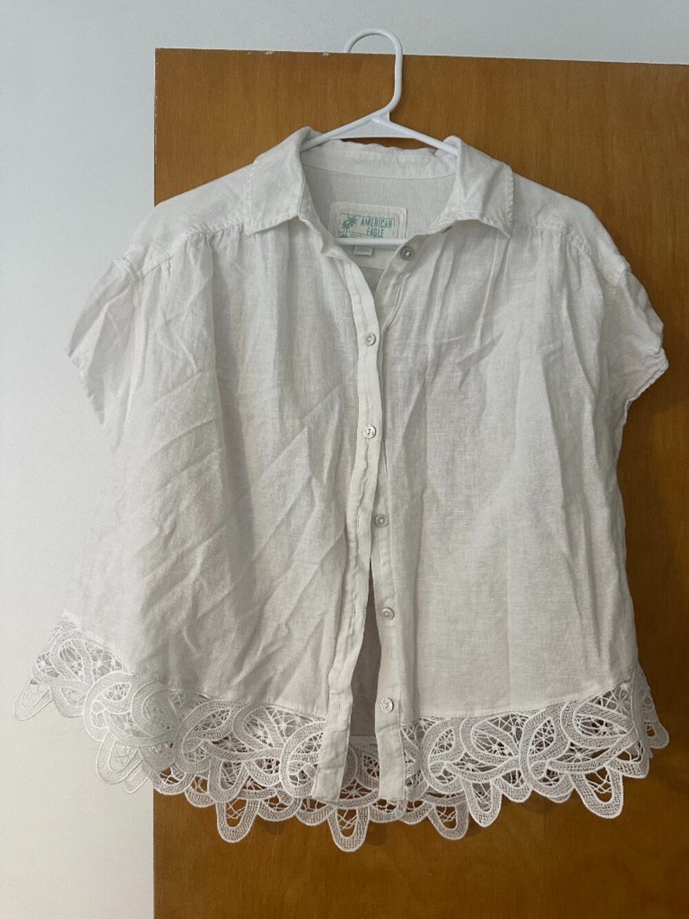 American Eagle White Lace Trim Button Down Top Size Small